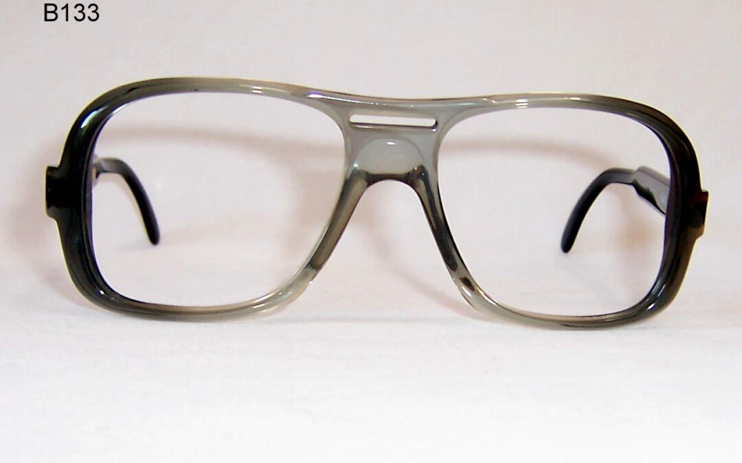 Vintage 1970’s Silhouette Frame – Model 319