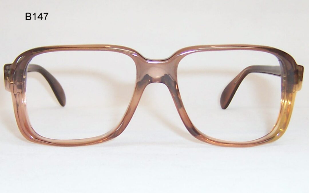 Vintage 1970’s Silhouette Frame – Model 239