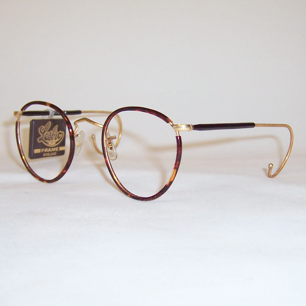 Classic 1970s gold/chestnut Beaufort Windsor spectacles by Lesbro ...
